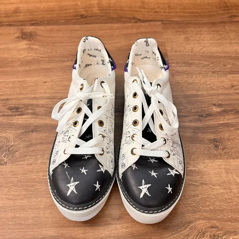 NWOT Goby Cat Lace Up White Black Sneakers Sz 42 (11.5)